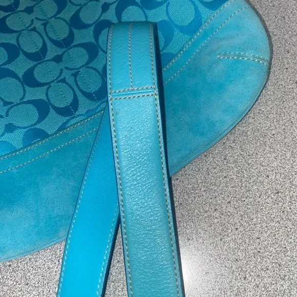 Coach Vintage Signature Slim Duffel Shoulder/Crossbody Bag EUC - Picture 16 of 16